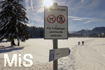 07.02.2019, Winterlandschaft bei Oberstdorf im Allgu. Langlaufloipe bei Fischen. Hunde und Fussgnger sind dort verboten zeigt dieses Schild.