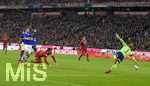 09.02.2019, Fussball 1. Bundesliga 2018/2019, 21. Spieltag, FC Bayern Mnchen - FC Schalke 04, in der Allianz-Arena Mnchen. Robert Lewandowski (FC Bayern Mnchen) trifft zum 1:0

 
