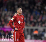 09.02.2019, Fussball 1. Bundesliga 2018/2019, 21. Spieltag, FC Bayern Mnchen - FC Schalke 04, in der Allianz-Arena Mnchen. James Rodriguez (FC Bayern Mnchen) lacht.

 
