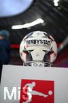 17.03.2019, Fussball 1. Bundesliga 2018/2019, 26. Spieltag, FC Bayern Mnchen - 1.FSV Mainz 05, in der Allianz-Arena Mnchen.  Der Spielball liegt auf der Stele bereit.

 
