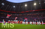 17.03.2019, Fussball 1. Bundesliga 2018/2019, 26. Spieltag, FC Bayern Mnchen - 1.FSV Mainz 05, in der Allianz-Arena Mnchen. DIe Mannschaften laufen aufs Spielfeld, und stellen sich auf.
 
