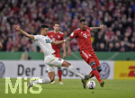 03.04.2019, Fussball DFB Pokal 2018/2019, Viertelfinale,  FC Bayern Mnchen - 1.FC Heidenheim, in der Allianz-Arena Mnchen. v.re: Jerome Boateng (FC Bayern Mnchen) gegen Robert Glatzel (Heidenheim).



