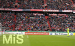 03.04.2019, Fussball DFB Pokal 2018/2019, Viertelfinale,  FC Bayern Mnchen - 1.FC Heidenheim, in der Allianz-Arena Mnchen. Werbebanden. Bitburger Brauerei, Engelbert Strauss, VW, 



