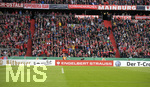 03.04.2019, Fussball DFB Pokal 2018/2019, Viertelfinale,  FC Bayern Mnchen - 1.FC Heidenheim, in der Allianz-Arena Mnchen. Werbebanden. Bitburger Brauerei, Engelbert Strauss, VW, 



