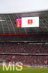 03.04.2019, Fussball DFB Pokal 2018/2019, Viertelfinale,  FC Bayern Mnchen - 1.FC Heidenheim, in der Allianz-Arena Mnchen. Auf der Anzeigetafel steht Videoassist.



