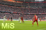 03.04.2019, Fussball DFB Pokal 2018/2019, Viertelfinale,  FC Bayern Mnchen - 1.FC Heidenheim, in der Allianz-Arena Mnchen. Spielszenen vor vollen Zuschauerrngen. Serge Gnabry (FC Bayern Mnchen).



