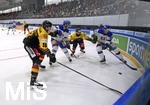 11.04.2019,  Eishockey Lnderspiel Deutschland - Slowakei, in der erdgas schwaben arena in Kaufbeuren, Tim WOHLGEMUTH  (li, Deustchland) im Zweikampf