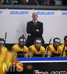 11.04.2019,  Eishockey Lnderspiel Deutschland - Slowakei, in der erdgas schwaben arena in Kaufbeuren, Trainer Toni Sderholm (GER).  