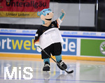 11.04.2019,  Eishockey Lnderspiel Deutschland - Slowakei, in der erdgas schwaben arena in Kaufbeuren, DEB Maskottchen auf dem Eis.