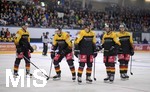 11.04.2019,  Eishockey Lnderspiel Deutschland - Slowakei, in der erdgas schwaben arena in Kaufbeuren, Leonhard Pfderl (GER) und Stephan Daschner (GER).