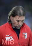 26.04.2019, Fussball 1. Bundesliga 2018/2019, 31. Spieltag, FC Augsburg - Bayer Leverkusen, in der WWK-Arena Augsburg. Trainer Martin Schmidt (FC Augsburg).

 
