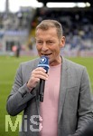 27.04.2019, Fussball 3. Liga 2018/2019, 35. Spieltag,  TSV 1860 Mnchen - Karlsruher SC, im Stadion an der Grnwalderstrasse Mnchen, Markus Othmer (ARD-Moderator). 


