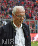 04.05.2019, Fussball 1. Bundesliga 2018/2019, 32. Spieltag, FC Bayern Mnchen - Hannover 96, in der Allianz Arena Mnchen. Franz Beckenbauer (Bayern Mnchen) nachdenklich.

 
