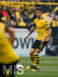 11.05.2019, Fussball 1. Bundesliga 2018/2019, 33. Spieltag, Borussia Dortmund - Fortuna Dsseldorf, im Signal-Idunapark-Stadion Dortmund. Julian Weigl (Dortmund) am Ball.

 
