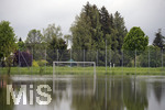22.05.2019, Hochwasser in Schlingen bei Bad Wrishofen,  Der komplette Sportplatz von Schlingen ist berflutet. Die Tore stehen mitten im Wasser.