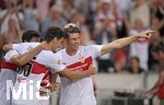 26.07.2019, Fussball 2.Bundesliga 2019/2020, 1.Spieltag, VfB Stuttgart - Hannover 96, in der Mercedes-Benz-Arena Stuttgart, re: Torjubel Mario Gomez (re. Stuttgart) mit Marcin Kaminski (Stuttgart).


