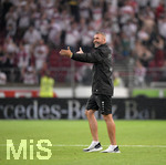 26.07.2019, Fussball 2.Bundesliga 2019/2020, 1.Spieltag, VfB Stuttgart - Hannover 96, in der Mercedes-Benz-Arena Stuttgart, Trainer Tim Walter (Stuttgart) jubelt.


