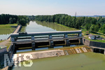 18.07.2019, LEW-Wasserkraft, Kiesumlagerung am Iller-Wehr bei Altenstadt.