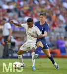30.07.2019, Fussball Saison 2019/2020, AUDI-Cup 2019 in Mnchen, Real Madrid - Tottenham Hotspur, in der Allianz-Arena Mnchen,    v.l. Rodrygo (real MAdrid) gegen Juan Foyth (Tottenham Hotspur)     

