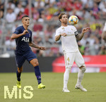 30.07.2019, Fussball Saison 2019/2020, AUDI-Cup 2019 in Mnchen, Real Madrid - Tottenham Hotspur, in der Allianz-Arena Mnchen,  re: Sergio Ramos (Real Madrid) am Ball.

