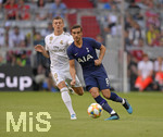 30.07.2019, Fussball Saison 2019/2020, AUDI-Cup 2019 in Mnchen, Real Madrid - Tottenham Hotspur, in der Allianz-Arena Mnchen, (L-R) Toni Kroos (Real Madrid) gegen Harry Winks (Tottenham Hotspur)