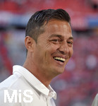 16.08.2019, Fussball 1. Bundesliga 2019/2020, 1.Spieltag, FC Bayern Mnchen - Hertha BSC Berlin, in der Allianzarena Mnchen. Ante Covic (Hertha BSC Berlin) lacht zufrieden.

