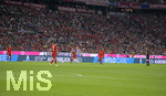 16.08.2019, Fussball 1. Bundesliga 2019/2020, 1.Spieltag, FC Bayern Mnchen - Hertha BSC Berlin, in der Allianzarena Mnchen.  Werbebande von HYLO Care Augentropfen.

