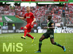 17.08.2019, Fussball 1. Bundesliga 2019/2020, 1. Spieltag, VfL Wolfsburg - 1. FC Kln , in der Volkswagen Arena Wolfsburg. (L-R) Florian Kainz (Kln) gegen Josuha Guilavogui (Wolfsburg) 

