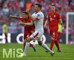 31.08.2019, Fussball 1. Bundesliga 2019/2020, 3.Spieltag, FC Bayern Mnchen - 1.FSV Mainz 05, in der Allianzarena Mnchen. Philippe Coutinho (Bayern Mnchen) im Duell.

