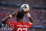31.08.2019, Fussball 1. Bundesliga 2019/2020, 3.Spieltag, FC Bayern Mnchen - 1.FSV Mainz 05, in der Allianzarena Mnchen. David Alaba (FC Bayern Mnchen) beim Einwurf.

