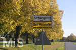 21.10.2019, Herbst in Bad Wrishofen im Unterallgu.  Ortsschild am Ortsrand nach Schlingen.