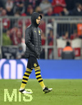 09.11.2019, Fussball 1. Bundesliga 2019/2020, 11.Spieltag, FC Bayern Mnchen - Borussia Dortmund, in der Allianz-Arena Mnchen. Julian Weigl (Dortmund) ist nach dem Spiel enttuscht.


