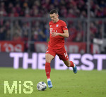 09.11.2019, Fussball 1. Bundesliga 2019/2020, 11.Spieltag, FC Bayern Mnchen - Borussia Dortmund, in der Allianz-Arena Mnchen. Ivan Perisic (FC Bayern Mnchen) am Ball.


