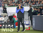 18.12.2019, Fussball 1. Bundesliga 2019/2020, 16. Spieltag, VfL Wolfsburg - FC Schalke 04, in der Volkswagen Arena Wolfsburg. Trainer David Wagner (Schalke)


