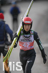 28.12.2019, Skispringen Vierschanzentournee Oberstdorf Training an der Schattenbergschanze, Naoki Nakamura (Japan) geht zur Schanze hoch.