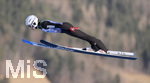 01.01.2020, Skispringen Vierschanzentournee, Neujahrsspringen in Garmisch Partenkirchen auf der groen Olympiaschanze, Sondre Ringen (Norwegen)  in der Luft.