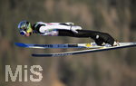 01.01.2020, Skispringen Vierschanzentournee, Neujahrsspringen in Garmisch Partenkirchen auf der groen Olympiaschanze, Anze Lanisek (Slowenien) in der Luft. 