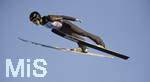 01.01.2020, Skispringen Vierschanzentournee, Neujahrsspringen in Garmisch Partenkirchen auf der groen Olympiaschanze,  Philipp Raimund (GER) in der Luft. 