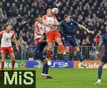05.03.2024,  Fussball UEFA Championsleague 2023/2024: Achtelfinale,  FC Bayern Mnchen - Lazio Rom, in der Allianz-Arena Mnchen. Matthijs de Ligt (FC Bayern Mnchen) setzt sich durch,



