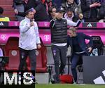 09.03.2024, Fussball 1. Bundesliga 2023/2024, 25.Spieltag, FC Bayern Mnchen - 1.FSV Mainz 05, in der Allianz-Arena Mnchen.  v.l. Co-Trainer Zsolt Lw (FC Bayern Mnchen) und Trainer Thomas Tuchel (FC Bayern Mnchen) jubeln.


