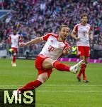 09.03.2024, Fussball 1. Bundesliga 2023/2024, 25.Spieltag, FC Bayern Mnchen - 1.FSV Mainz 05, in der Allianz-Arena Mnchen.  Harry Kane (FC Bayern Mnchen) ballert sich wieder zum Hattrick.


