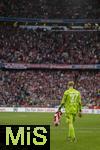 09.03.2024, Fussball 1. Bundesliga 2023/2024, 25.Spieltag, FC Bayern Mnchen - 1.FSV Mainz 05, in der Allianz-Arena Mnchen.  Konrad Laimer (FC Bayern Mnchen) trottet nach der Niederlage mit 8 Gegentoren bedient richtung Mittellinie.


