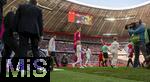 09.03.2024, Fussball 1. Bundesliga 2023/2024, 25.Spieltag, FC Bayern Mnchen - 1.FSV Mainz 05, in der Allianz-Arena Mnchen.  Einmarsch der Mannschaften.


