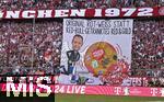 27.04.2024, Fussball 1. Bundesliga 2023/2024, 31.Spieltag, FC Bayern Mnchen - Eintracht Frankfurt, in der Allianz-Arena Mnchen.  Orginal rot-weiss statt Red-Bull-Getrnktes RED & GOLD


