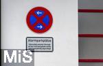 05.05.2024,  Schild weist vor der Feuerwehr in Rammingen auf die Freihaltung der Alarmparkpltze hin.