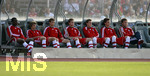 Fussball 1.Bundesliga 2006/07, Freundschaftsspiel, SSV Ulm 1846 - FC Bayern München, Dienstag 22.05.07,  Die neuen jungen wilden auf der Ersatzbank der Bayern. v.l.n.r. Louis MAHOP, Florian MÜLLER, Timo HEINZE,  Tom SCHÜTZ, Sandro WAGNER,  Daniel SIKROSKI und Ersatztorwart Michael RENSING.