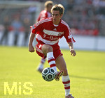 Fussball 1.Bundesliga 2006/07, Freundschaftsspiel, SSV Ulm 1846 - FC Bayern München, Dienstag 22.05.07,  Philipp LAHM (Bayern München) am Ball. 