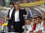 Fussball EM-Qualifikation, Deutschland - Slowakei in Hamburg, 06.06.2007,   Bundestrainer Jochim LÖW ( GER) und Co-Trainer Hans FLICK (re).