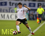 Fussball EM-Qualifikation, Deutschland - Slowakei in Hamburg, 06.06.2007,   Mario GOMEZ  (GER) am Ball. 