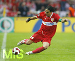 Fussball DFB-Pokal-Finale in Berlin, 26.05.2007,  VfB Stuttgart - 1.FC Nürnberg, Der Stuttgarter Fernando MEIRA am Ball,